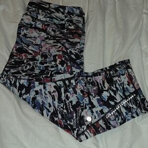 Lululemon Break Free Crop (Nulux 17") Culture Clash